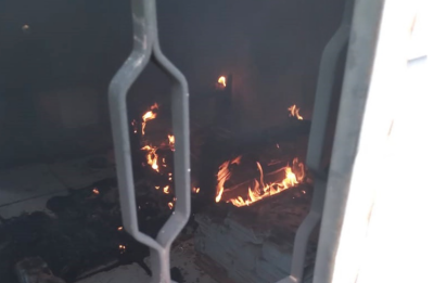 Imagem da notícia Fogo atinge cômodo de casa em Coxim e é controlado pelos bombeiros antes de se espalhar